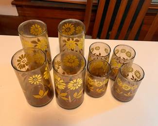 VTG Drinking and Juice Glasses
