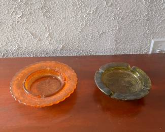 VTG Amber and Green Ashtrays