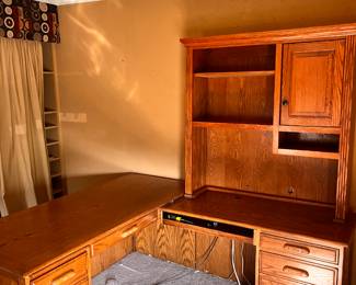 Oak Office Suite