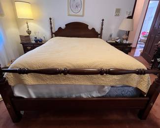 THOMASVILLE QUEEN SIZE BEDROOM SUITE