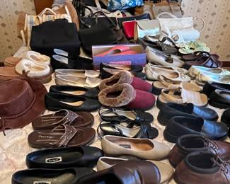 SHOES AND HANDBAGS