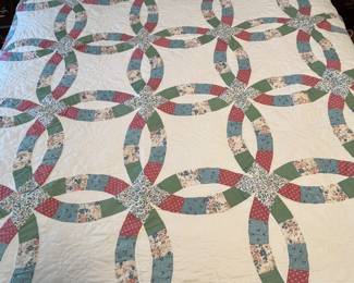 DOUBLE WEDDING RING QUILT