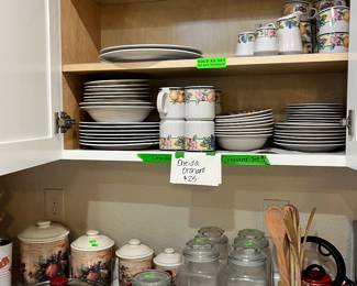 ONEIDA DISHES, CANISTER SET, ASSORTED KITCHEN