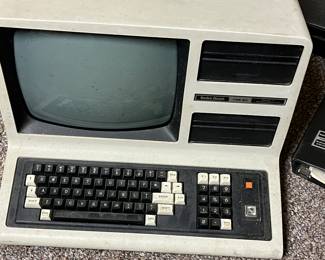 RADIO SHACK TRS-80 WORD PROCESSOR