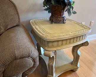 FRENCH COUNTRY END TABLE