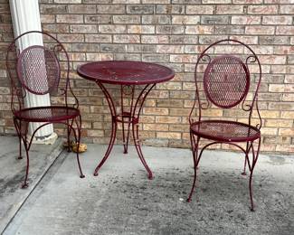 RED METAL TABLE AND CHAIRS SET