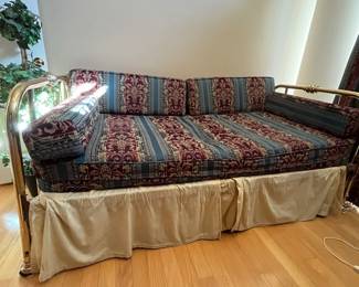 BRASS DAYBED WITH TRUNDLE