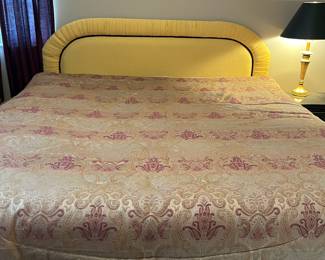 KING SIZE BED WITH UPHOLSTERED HEADBOARD