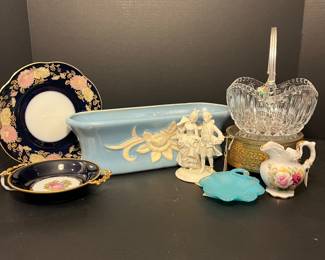 VINTAGE DECOR COLLECTION