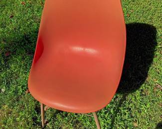 Mid Mod Molded Chair