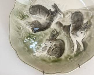 Higgins & Choisy Majolica bunny plate 