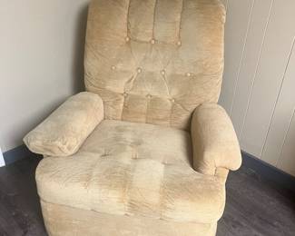 Light yellow recliner