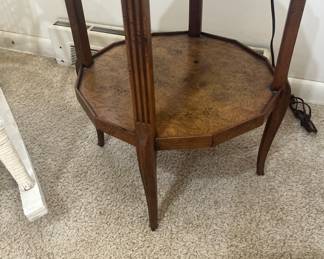 Bird’s eye round side table