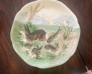 Higgins & Choisy Majolica bunny plate 