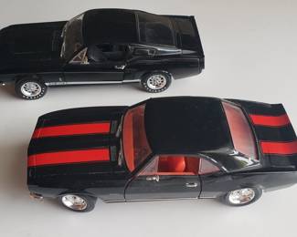 1967 Shelby GT and Camaro 1:24 Scale Diecast Cars