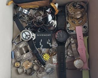 Various watches and jewelry