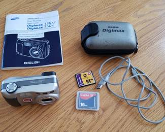 Working Samsung Digimax Camera with everything you see here