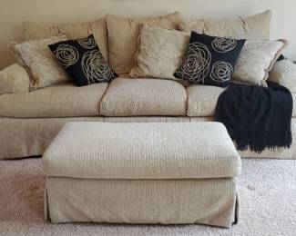 Lexington Sofa W Rectangular Ottoman 