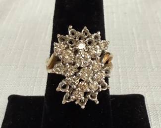 14K Gold Ring with Diamond Floral Cluster