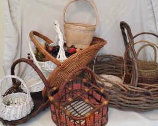 13 Basket Bonanza Mystery Lot