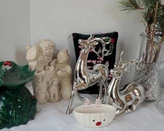 Christmas Reindeer, Ho Ho Ho Velvet Pillow Ceramic Bowls