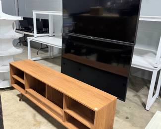 TV Console and Monitors Orlando 