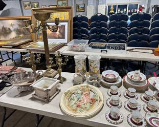 Capodimonte and Porcelain Orlando
