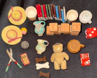 Miniature accessories 
