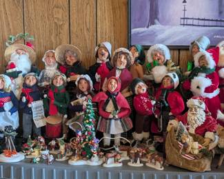 Byers Choice Christmas figures 