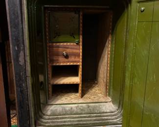 Antique safe by Barnes Safe & Vault Co.