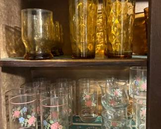 Vintage Pfaltzgraff Tea Rose glassware- tumblers, juice glasses, and mugs