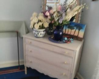 DRESSOR/MIRROR