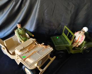 G.I. JOE JEEPS/FIGURES