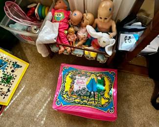 Dolls & games