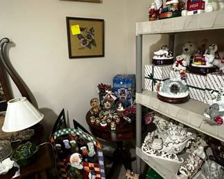 More items in bedroom