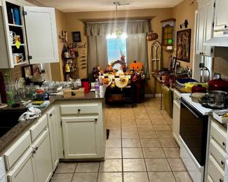 Kitchen & dining room