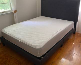 Contemporary, tufted headboard