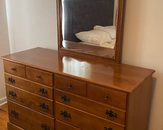 Low dresser with mirror