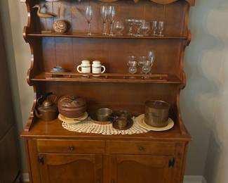 Early American-style sideboard china hutch