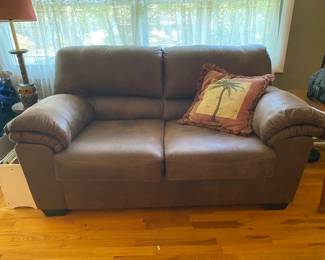Contemporary leather couch