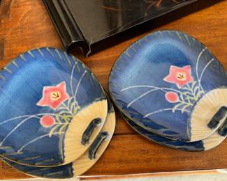 Set of 4 Asian Fan Shape Oyster Plates