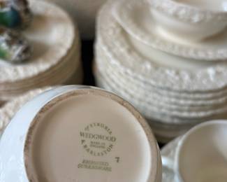 Wedgwood Etruria Queen's Ware Dinnerware Set