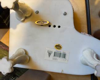 Dezine Decorative Wind Up Musical Piano