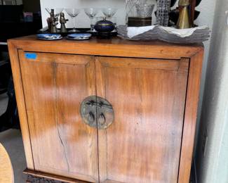 Chinosorie Style Server Cabinet