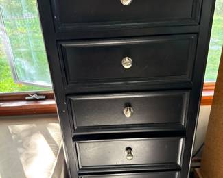 Tall boy (has matching bedroom furniture)