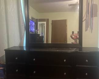 Bed room dresser (has matching headboard, and tall boy)
