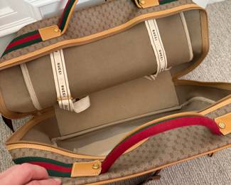 GUCCI TRAVELING BAG