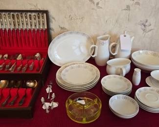 Community Flatware Set in Box - Service for 12; Single Spoons & Fork; Franciscan Whitestone Ware Merry-Go-Round Partial Dinner Set; Green Depression Vaseline Divided Glass Dish - Uranium?