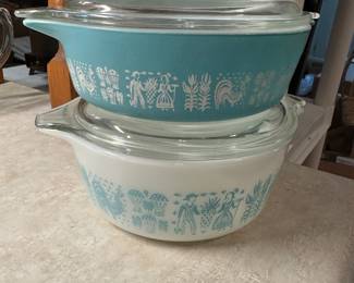 Great rare Pyrex!