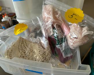Doily’s, crocheted items